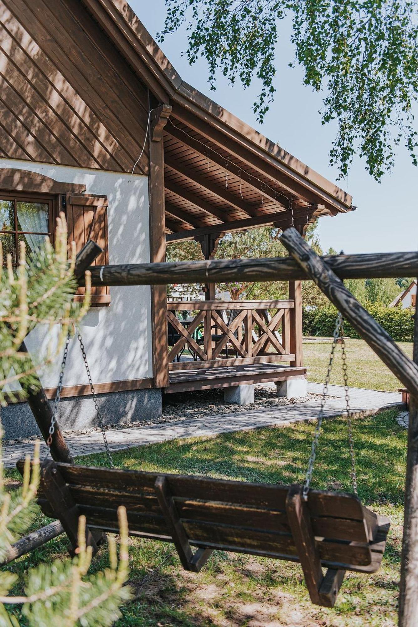 Odpoczynek nad jeziorem na Pomorzu Środkowym Borne Sulinowo Zewnętrze zdjęcie