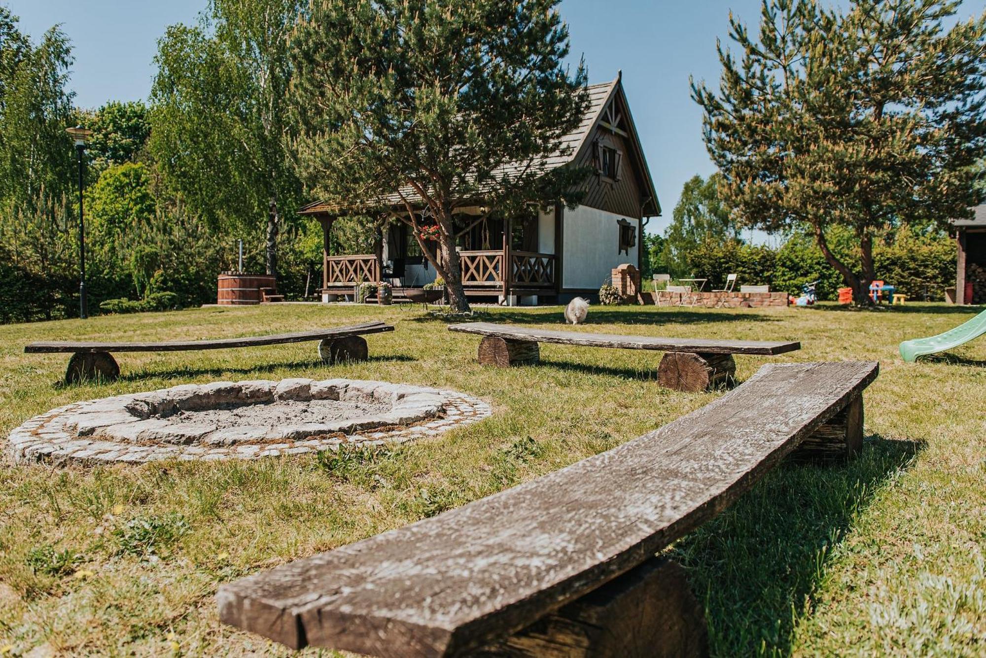 Odpoczynek nad jeziorem na Pomorzu Środkowym Borne Sulinowo Zewnętrze zdjęcie