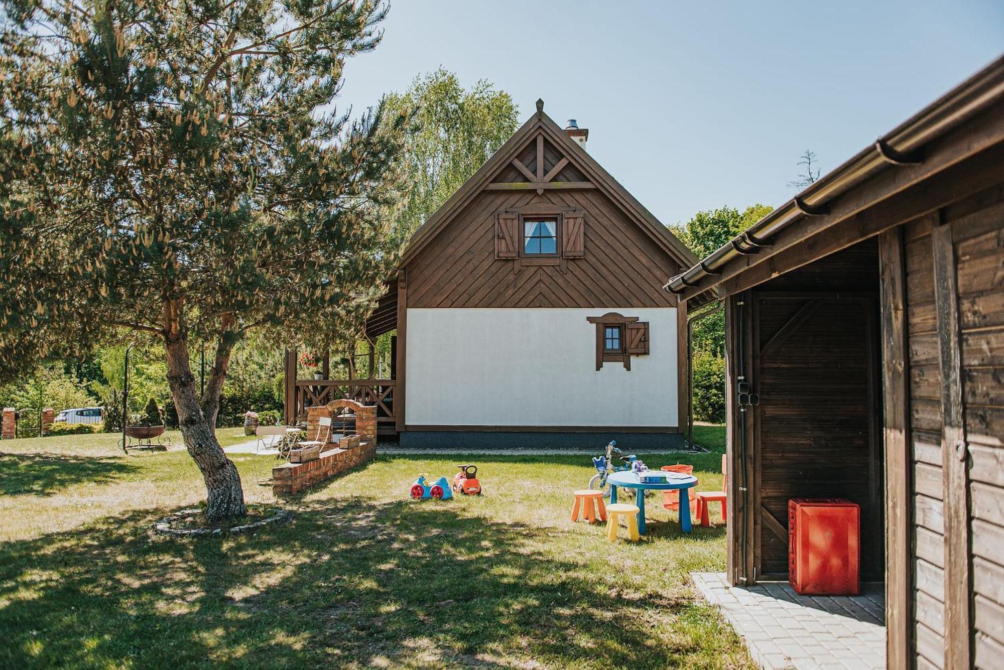 Odpoczynek nad jeziorem na Pomorzu Środkowym Borne Sulinowo Zewnętrze zdjęcie